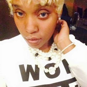 Meet your Posher, Crystal